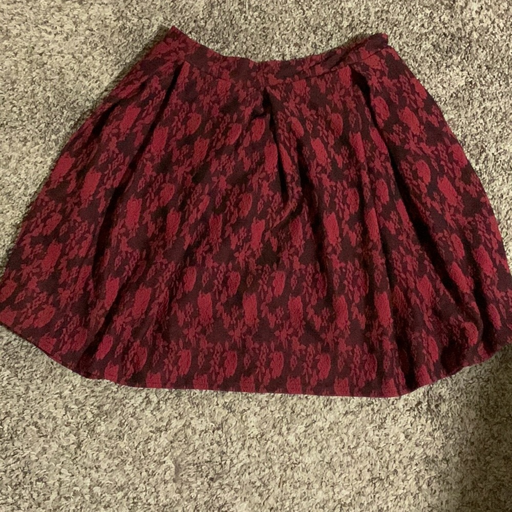 Boohoo floral skater skirt burgundy sz 6